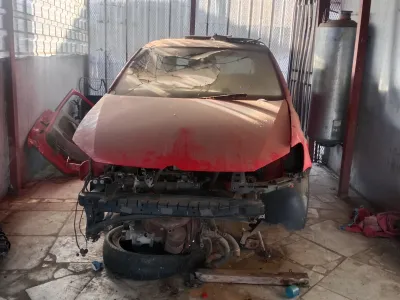 Polo 6 being stripped for spares